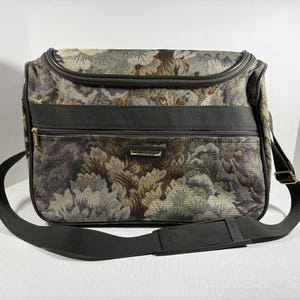 Vintage Jaguar Bag Floral Brocade Pink Green Luggage Weekender Makeup 80&#39;s Small Duffel