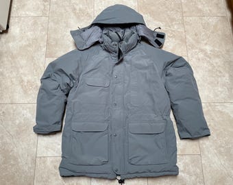 Vintage 80s: Eddie Bauer Gore-tex Drawstring Parka Jacket - Made