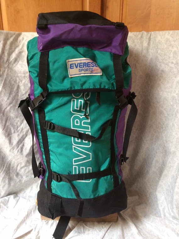 everest vintage backpack