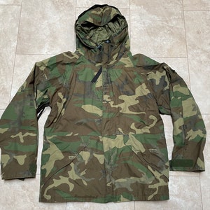 Vintage Goretex ECW Parka: Woodland Camo Army Jacket, 90s Oversized Fit