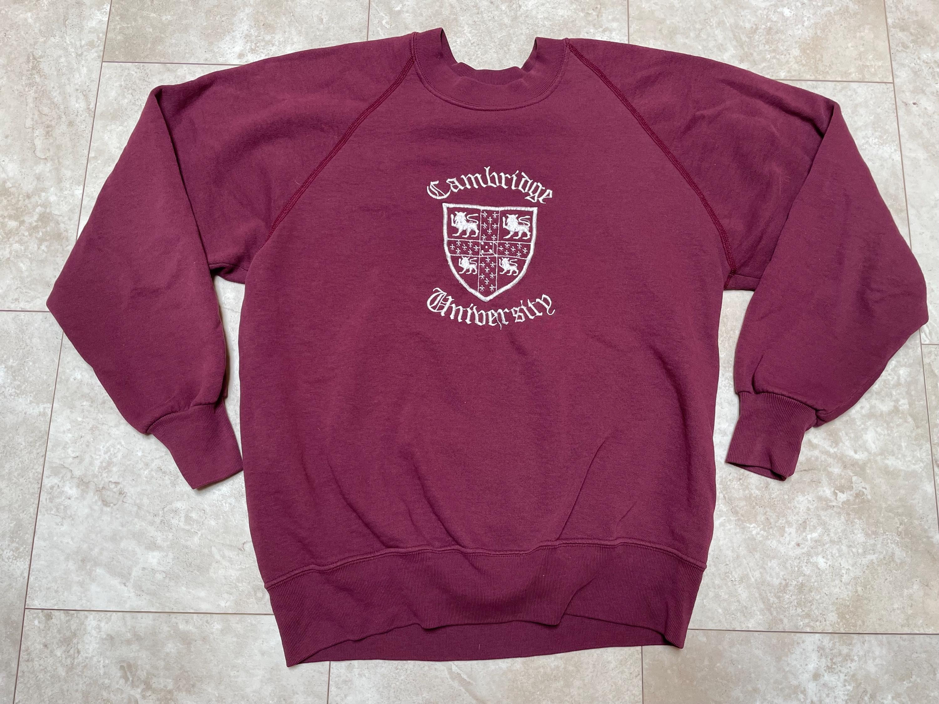 Chemise officielle d'université de Cambridge - habillement officiel de