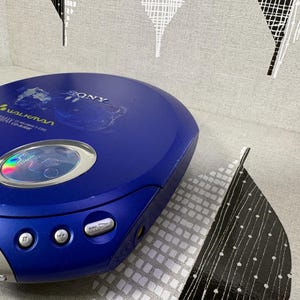 Vintage Sony CD Walkman: D-E350 Blue Portable Player, Fully Tested Headphones image 4