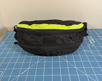 Vintage Patagonia Messenger Bag Critical Mass Grey Silver XL