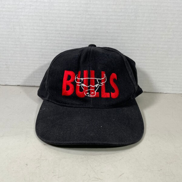Casquette Vintage Chicago Bulls - Taille 7 1/4 - Multi-couleur - Marque Reebok - Occasion