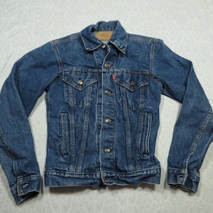 Vintage Levi&#39;s Denim Jacket Blue Dark Custom Back Elk Patch 80’s Jean 34 Long Small Made in USA