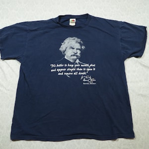 Vintage Mark Twain Tee Shirt Blue White Quote 2000&#39;s Men&#39;s XL