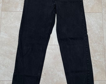 Vintage Levi's 550 Black Jeans: Relaxed Fit 90s Denim (35x35)