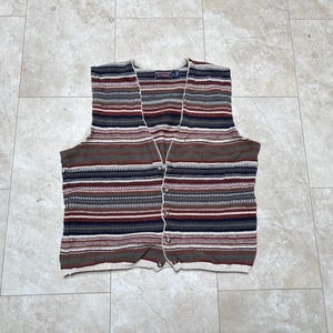 Vintage Roundtree Sweater Vest Green Red Blue Knit Buttons Goblin Core 90&#39;s Men&#39;s XL Made in USA
