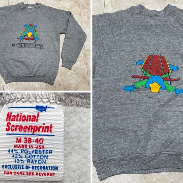 Vintage Boundary Waters Sweatshirt Grey Toboggan Duck Minnesota 90's Medium Made in USA