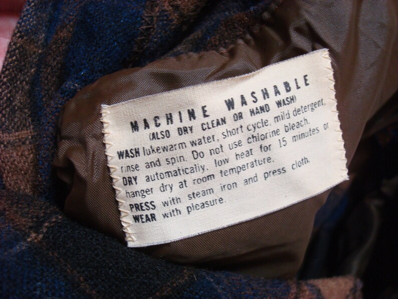 Vintage Men/'s 60/'s Pendleton Shirt Brown Blue Black Plaid Loop Collar Pure Virgin Wool Long Sleeve Buttonup Medium Made in USA