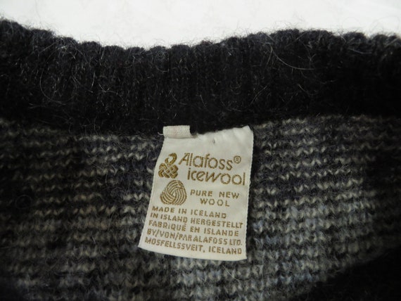 Vintage Alafoss Icewool Sweater Wool Blue Grey Pa… - image 4