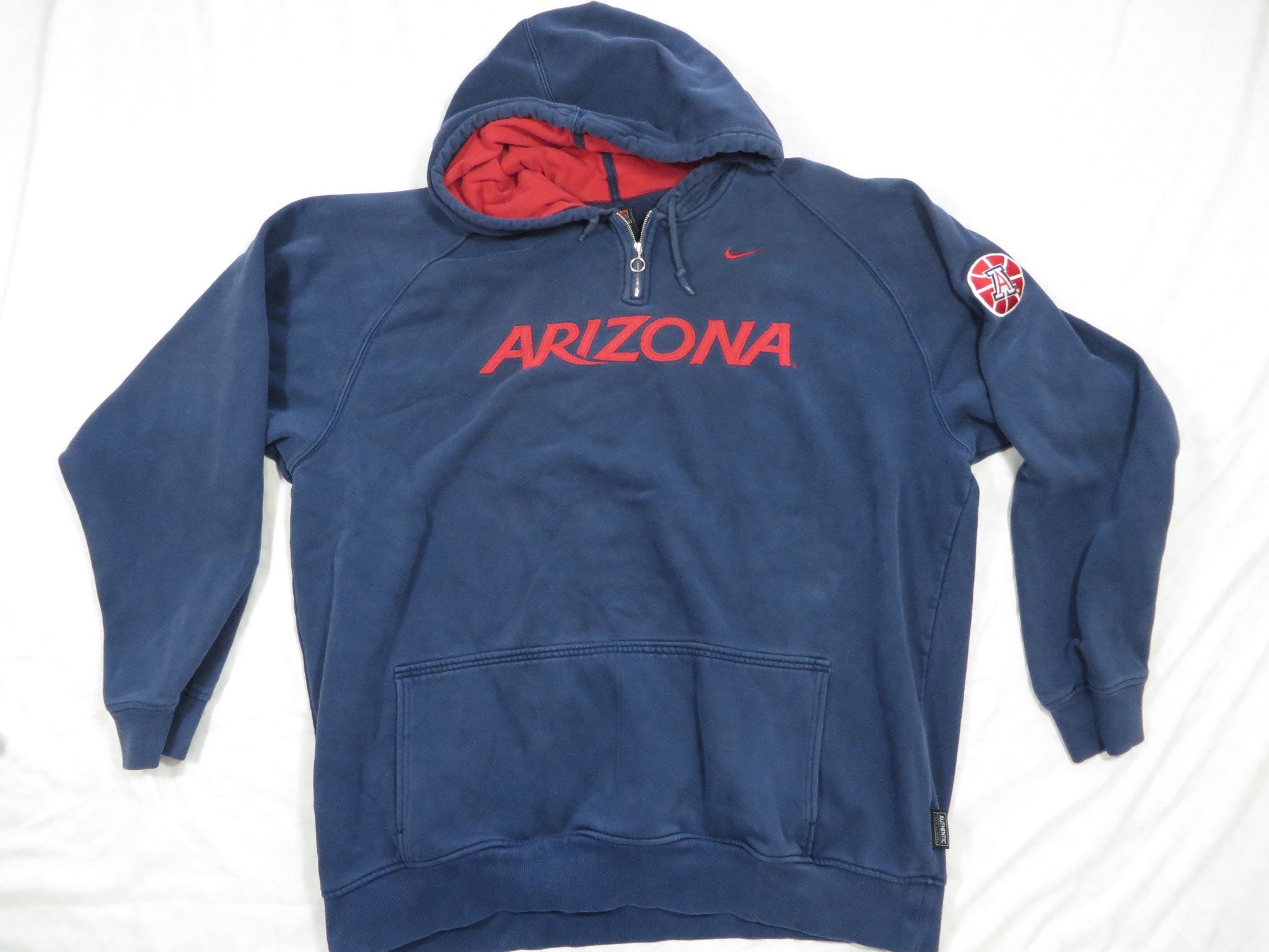 new balance jacket with hood