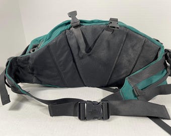 The North Face 90S Tactical Shoulder Bag Beautiful design