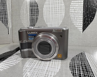 LUMIX Panasonic DMC-LZ5: Digital Camera Leica Lens