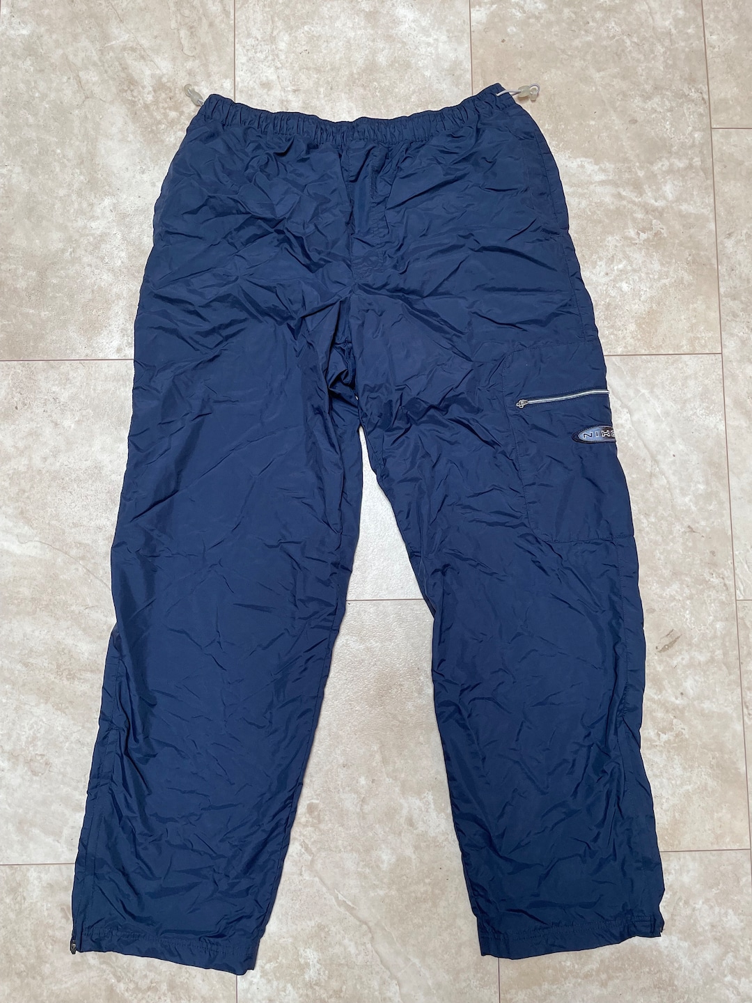 navy nike cargo pants