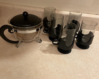 Bodum Chambord Teapot with Five Glasses