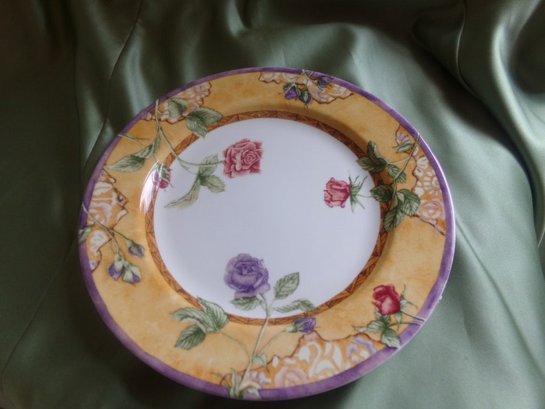 222 Fifth   Tuscany Rose   12 68   Round Chop PlatePlatter   Discontinued