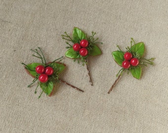 Winter red berry bridal hair clips  set of 3 bobby pins red and green , handmade hair pins accessories bridesmaid flower girl hair