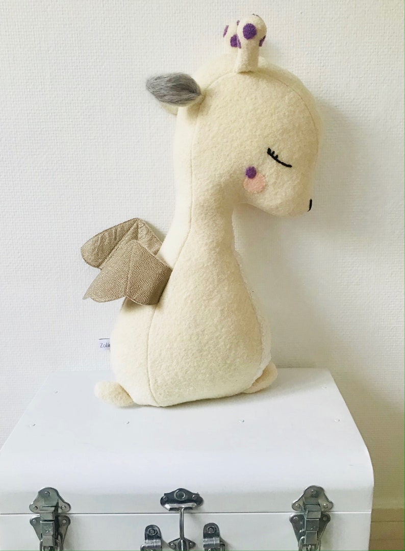 Peluche cheval ailé, Pégase XXL Collection Les Singuliers Coussin/ Doudou géant pour enfant Caro & Zolie image 3