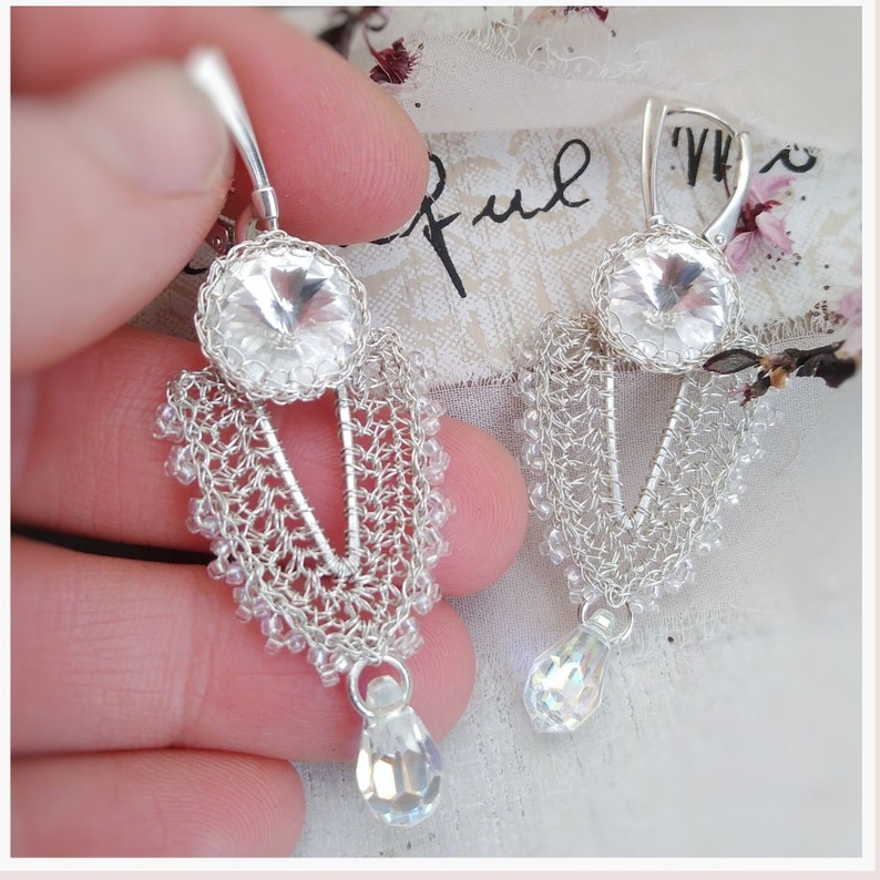 Long dangle bridal earrings with drop crystal, chandelier statement earrings for beach wedding ceremony, Silver teardrop earrings for brides zdjęcie 1
