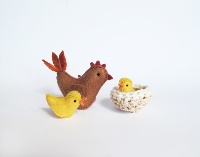 Felt Chicken, Nest and Chick Sewing Pattern PDF Waldorf style felt animals image 1