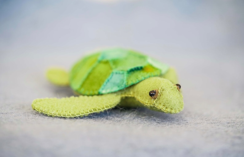 Felt Sea Turtle Sewing Pattern - Waldorf Style Wool Felt Animal Sewing ...