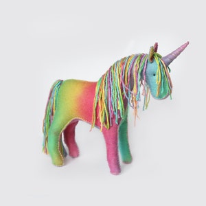 Felt Horse or Unicorn Sewing Pattern PDF, Waldorf Soft Toy Felt Animal