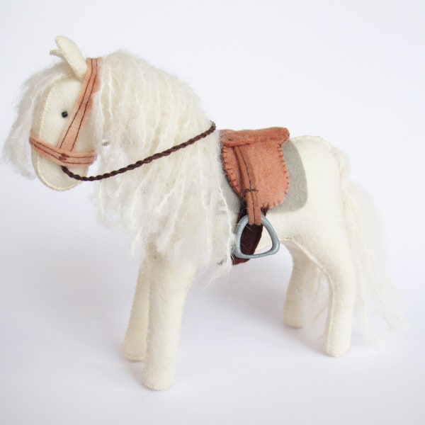 Felt Horse with saddle and bridle Sewing Pattern PDF, Waldorf Soft Toy Felt Animal