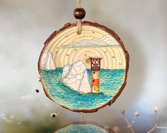 Isle of Wight Art, The Needles Lighthouse, Isle of Wight, Hand-drawn Wood Slice Art, Hanging Decoration, Original IOW Artwork