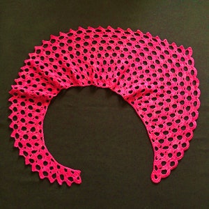 Raspberry Leaf Shawl, crochet, pattern, wrap, shawlette