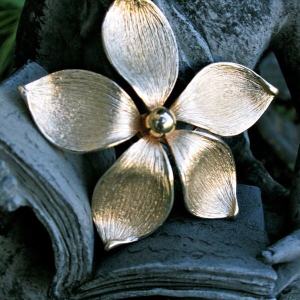 Vintage Flower Brooch Jewelry  Dogwood Gold Tone Mad Men  Retro Bouquet Mid Century Gift Idea Gardner