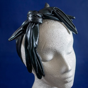 Delia Glove Headband
