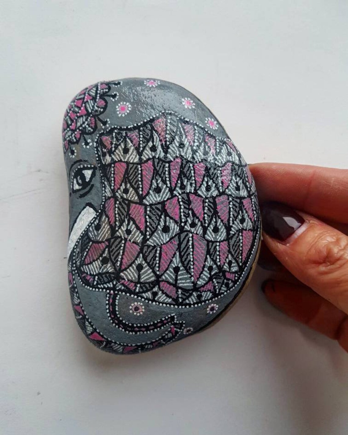 Elefanten gemalt auf Stein Elefant Kunst bemalte Elefanten | Etsy