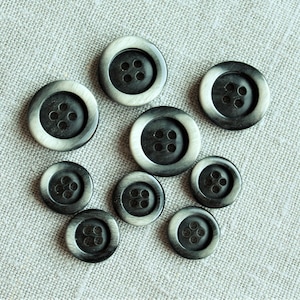 Vintage Black & White Buttons (set)