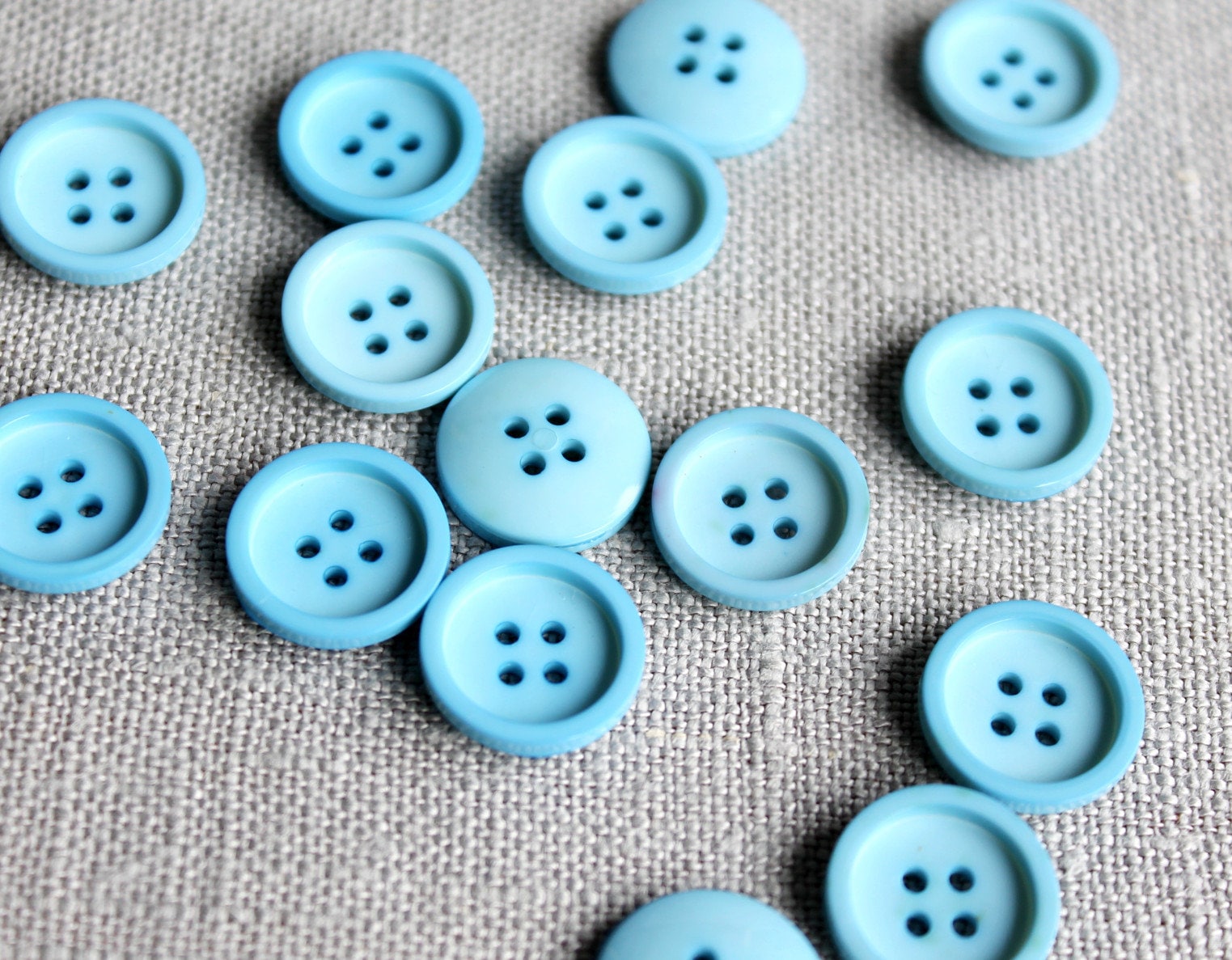 1940's-50's Peach Buttons 13mm 1940's-50's Peach Buttons 13mm
