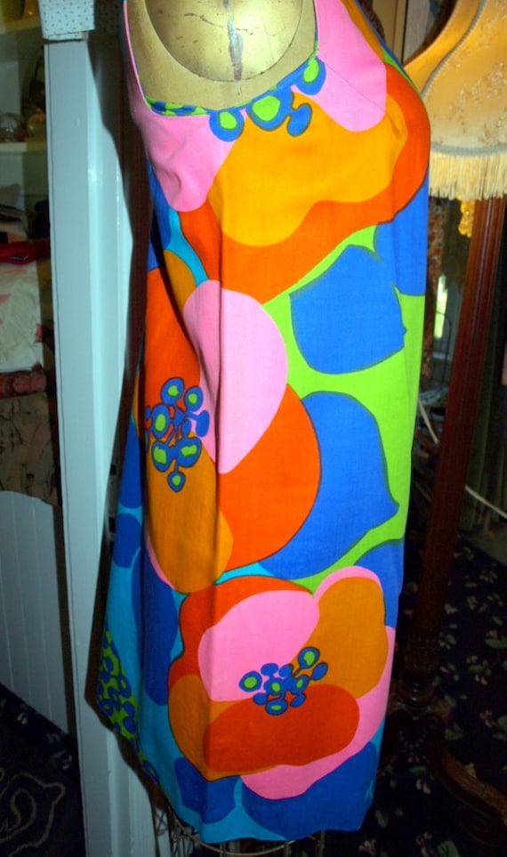Vintage 1960s Psychedelic Neon Print Shift Dress