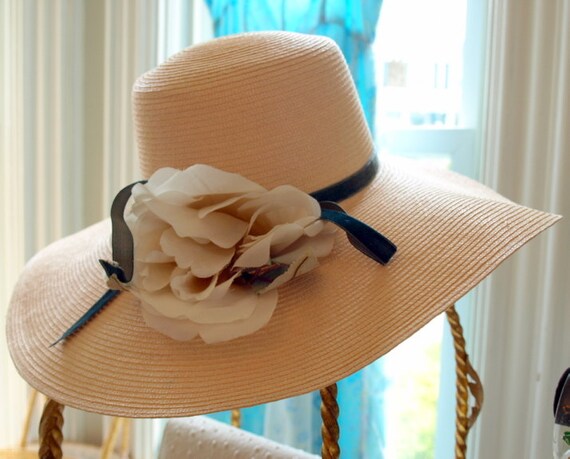1960s Vintage Floppy Natural Straw Wedding or Sun
