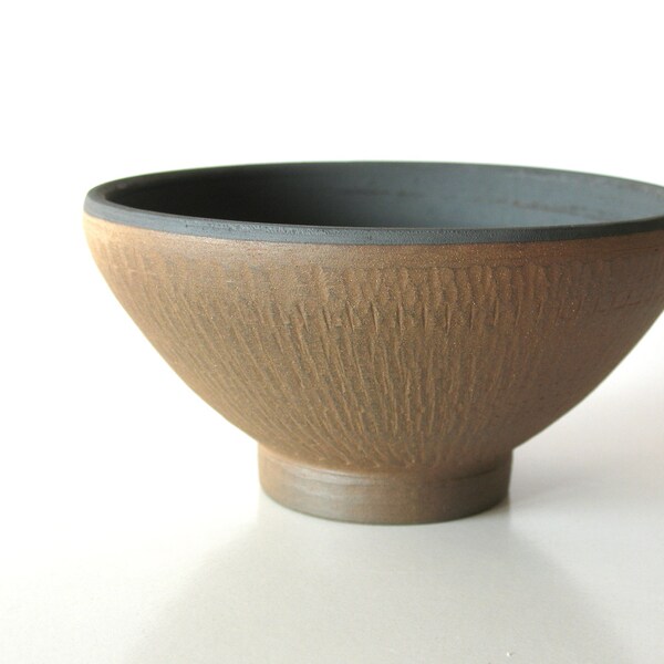 pottery bowl - wheel thrown bowl - ethnic ceramics - tribal home decor - textured surface