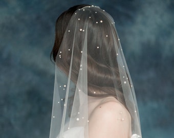 Pearl Wedding Veil, Ivory Bridal Veil, Polka Dot Veil, TulleVeil, Scattered Pearl Veil, Raw Cut Veil, Modern Veil, Single Tier Veil, AMANIE