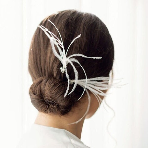 Feather Hair Pins, Bridal Hair Barrette, Ostrich Hair Accessory, 1920's Wedding Hair Clip, Hairclip for Updo, Modern Minimalist Bride, BRIAR