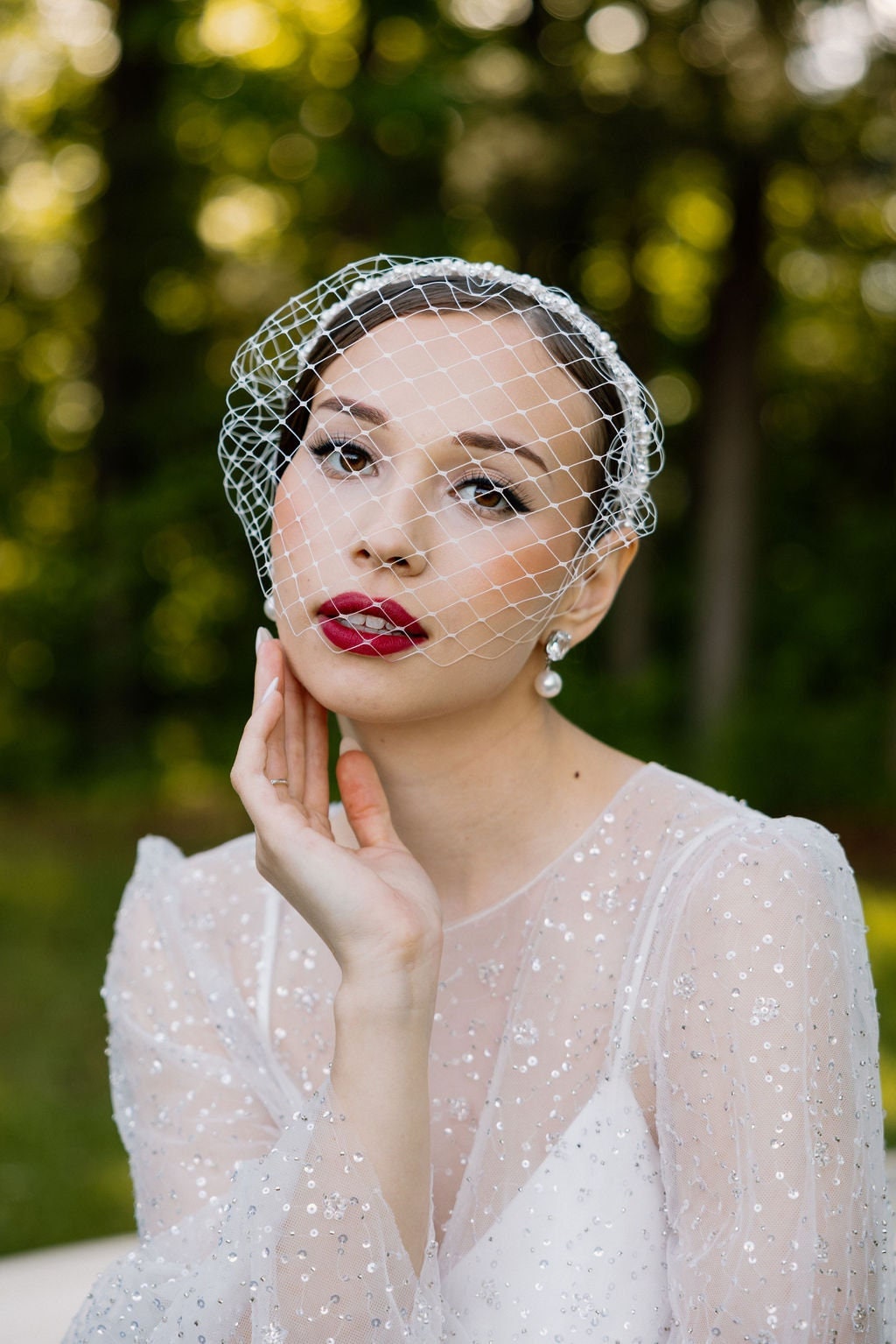 New Stunning French Netting Birdcage Headband Veil with Pearl ✨??? Amazon.com: Unsutuo Feather Birdcage Veil Bridal Bandeau  main image 3