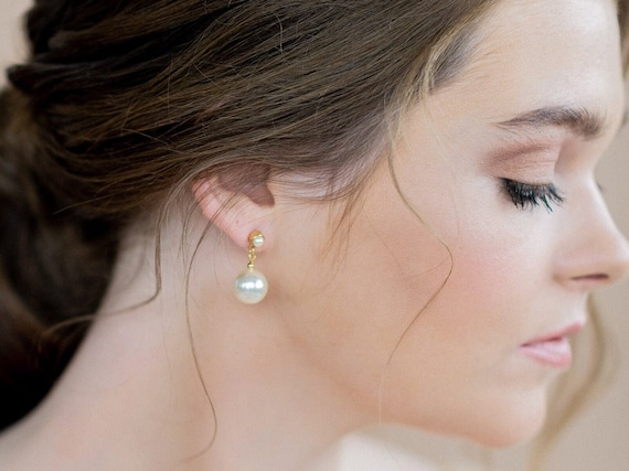 Toniq Gold Elegant Dainty Pearl Drop Earrings For Women