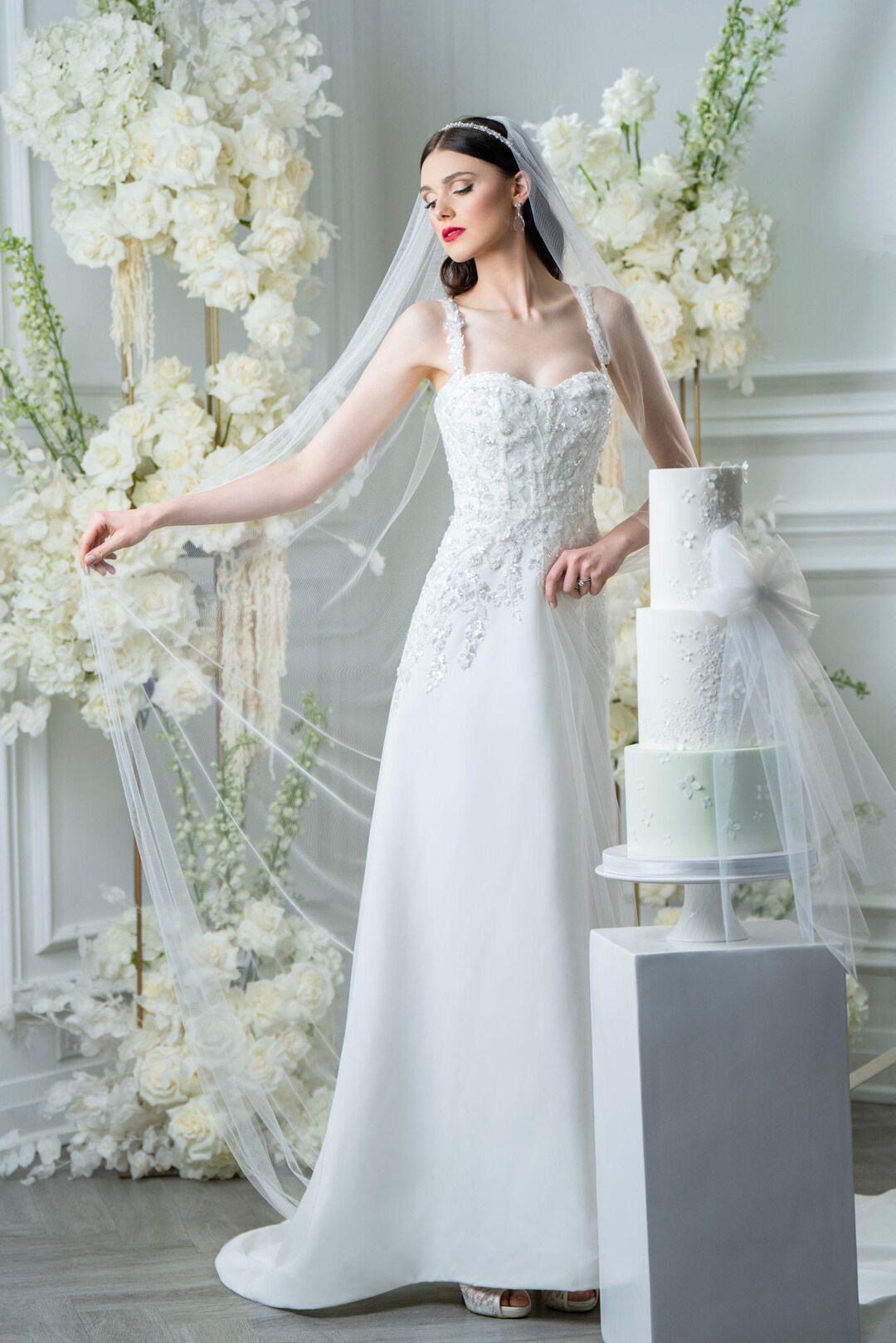 Light Ivory Wedding Veil Pearl Tulle Bridal Veil Metal Comb