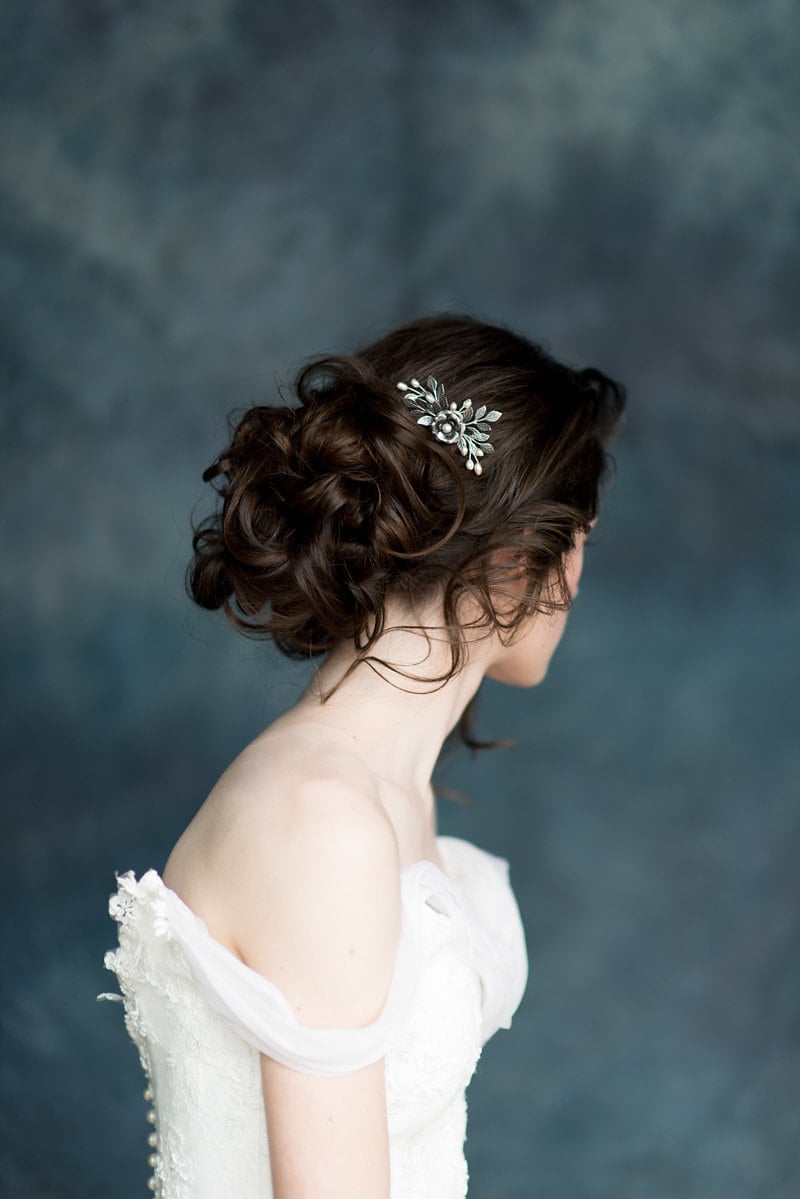 ELÉONORE - Accessorio per capelli con fiori argento antichizzato ELÉONORE - Accessorio per capelli con fiori argento antichizzato