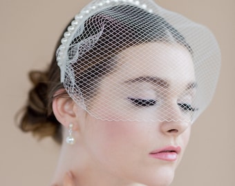 Birdcage Veil Headband with Large Beaded Pearls, Vintage Style Bridal Veil, Modern Wedding Veil, Mini Wedding Veil on Hairband, KENNEDY