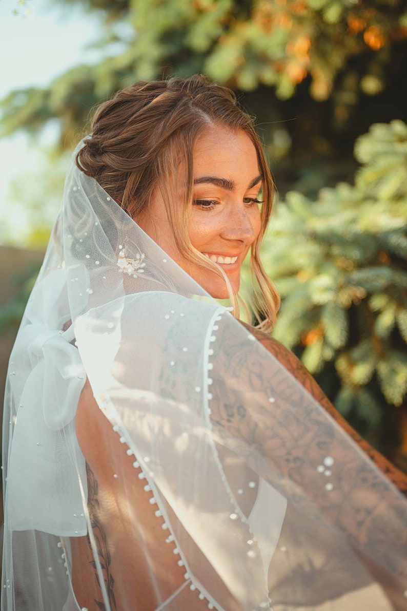 Pearl Wedding Veil, Ivory Bridal Veil, Polka Dot Veil, TulleVeil, Scattered Pearl Veil, Raw Cut Veil, Modern Veil, Single Tier Veil, AMANIE image 7