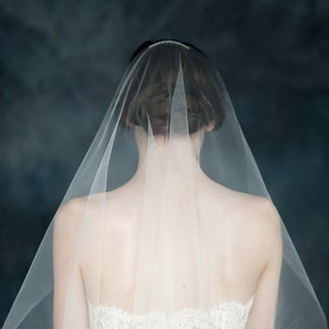 Single Layer Wedding Veil: Mantilla Cut Bridal Veil - ASPEN