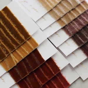 25 NIEUW handgeverfd SILK VELVET kleuren lint onbewerkte rand