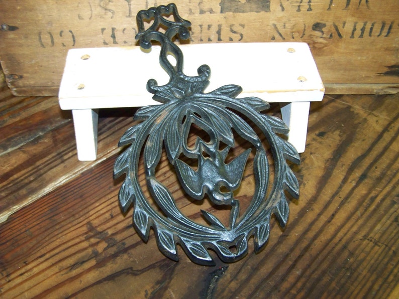 Cast Iron Eagle Trivet Metal Trivet Vintage Trivet Etsy