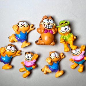 VINTAGE Garfield Collectible Toys 80s 90s Toys Vintage Gifts for Men Toy Collector Vintage McDonalds Toys Cat Gifts 90s Party Happy Meal